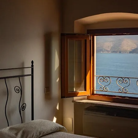Holiday home Helloelba Il Faro 2